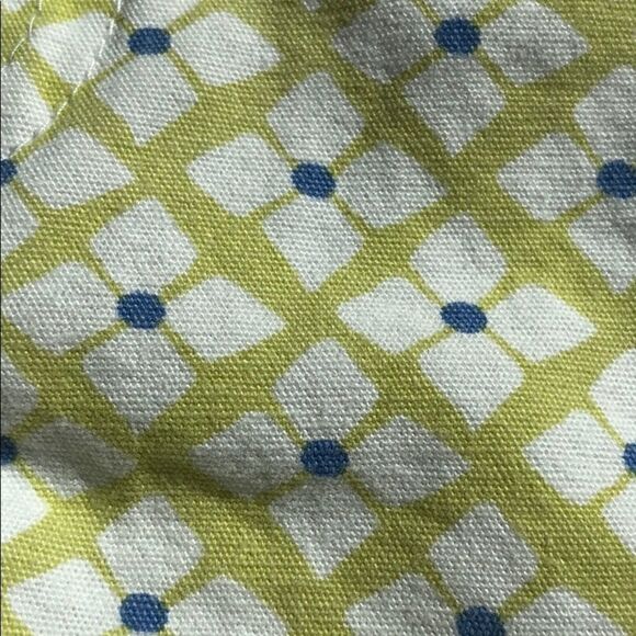 🍭6/$30 Gymboree floral Bermuda shorts - 4 - Picture 3 of 6